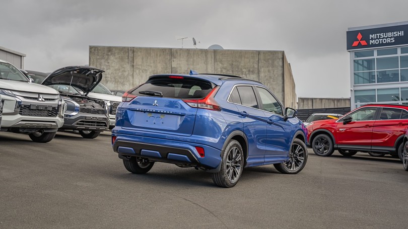 2025 Mitsubishi Eclipse Cross 2