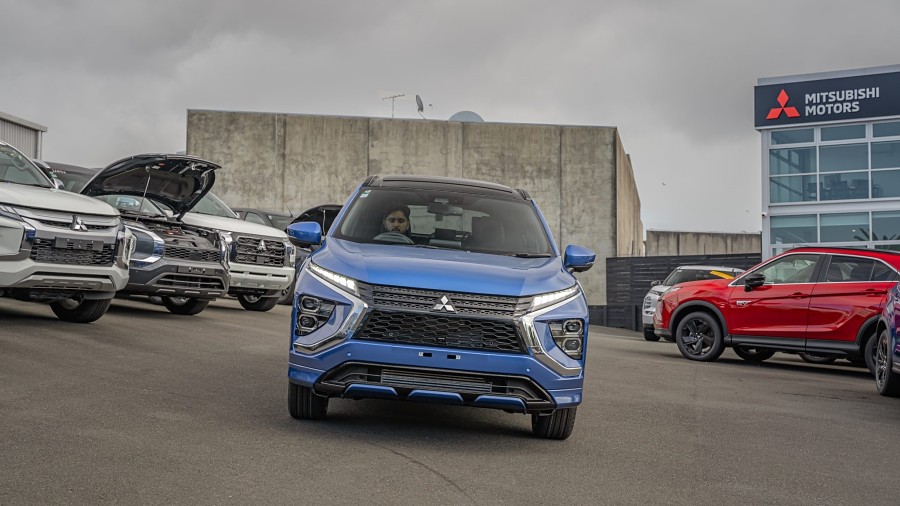 2025 Mitsubishi Eclipse Cross 3