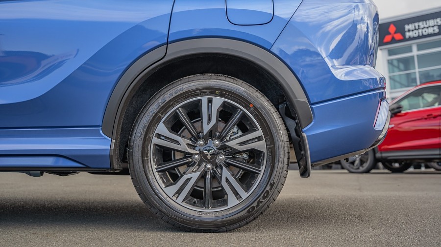 2025 Mitsubishi Eclipse Cross 7