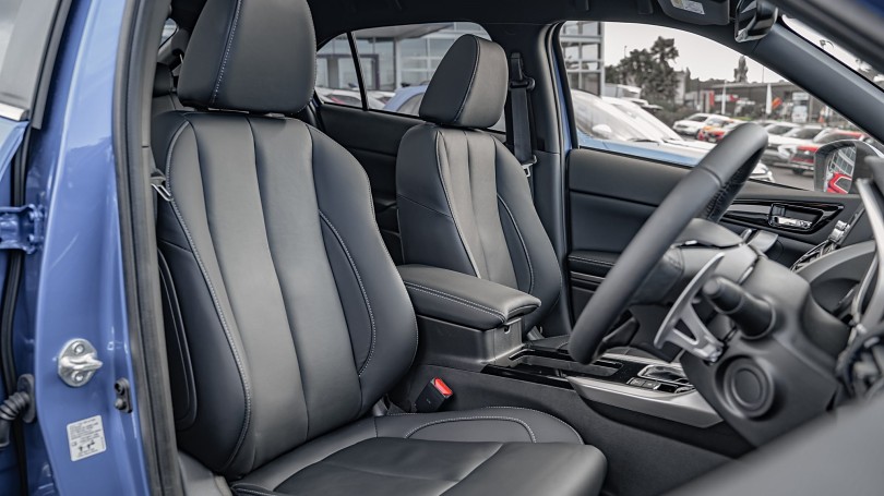 2025 Mitsubishi Eclipse Cross 8