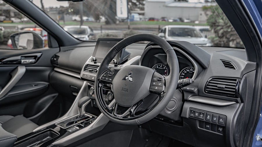 2025 Mitsubishi Eclipse Cross 9