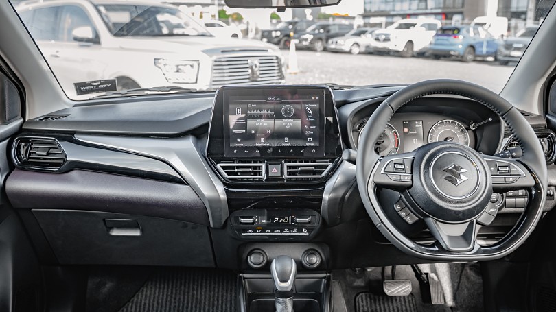 2025 Suzuki FRONX 10