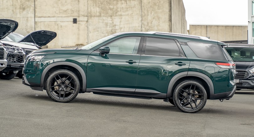 2023 Nissan Pathfinder 5