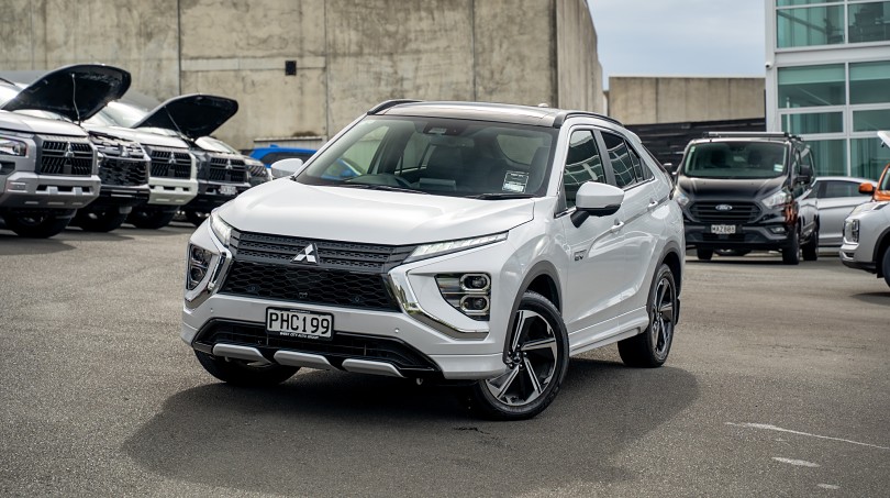 2022 Mitsubishi Eclipse Cross 1