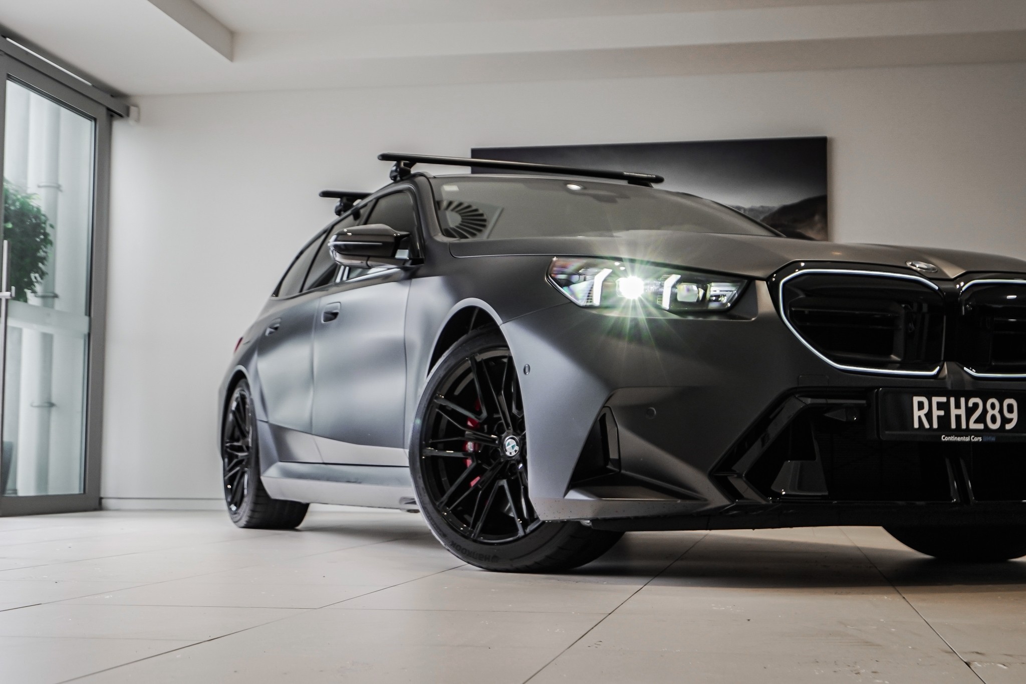 BMW M5 PHEV/4WD/8AT/SW