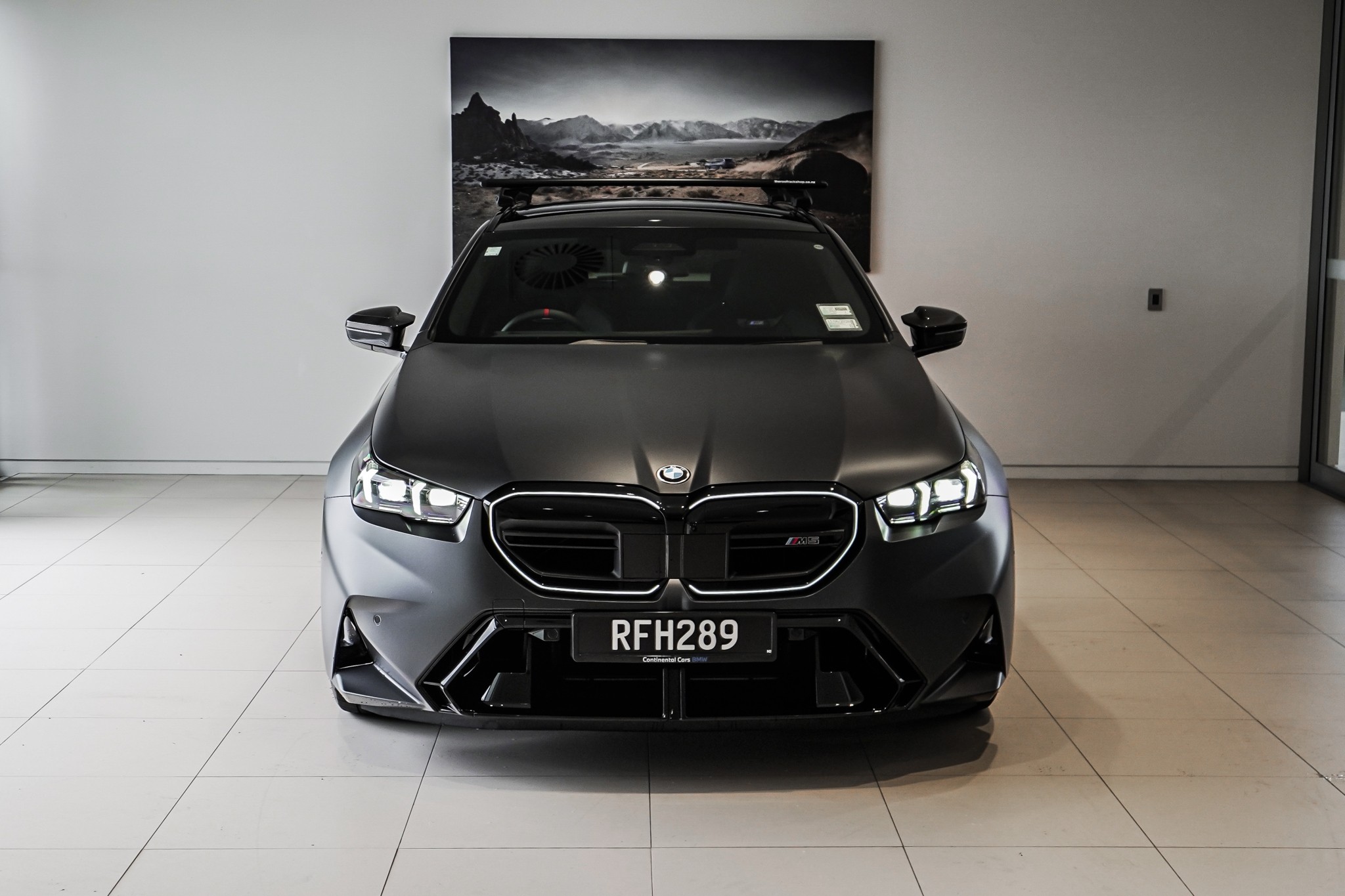 BMW M5 PHEV/4WD/8AT/SW