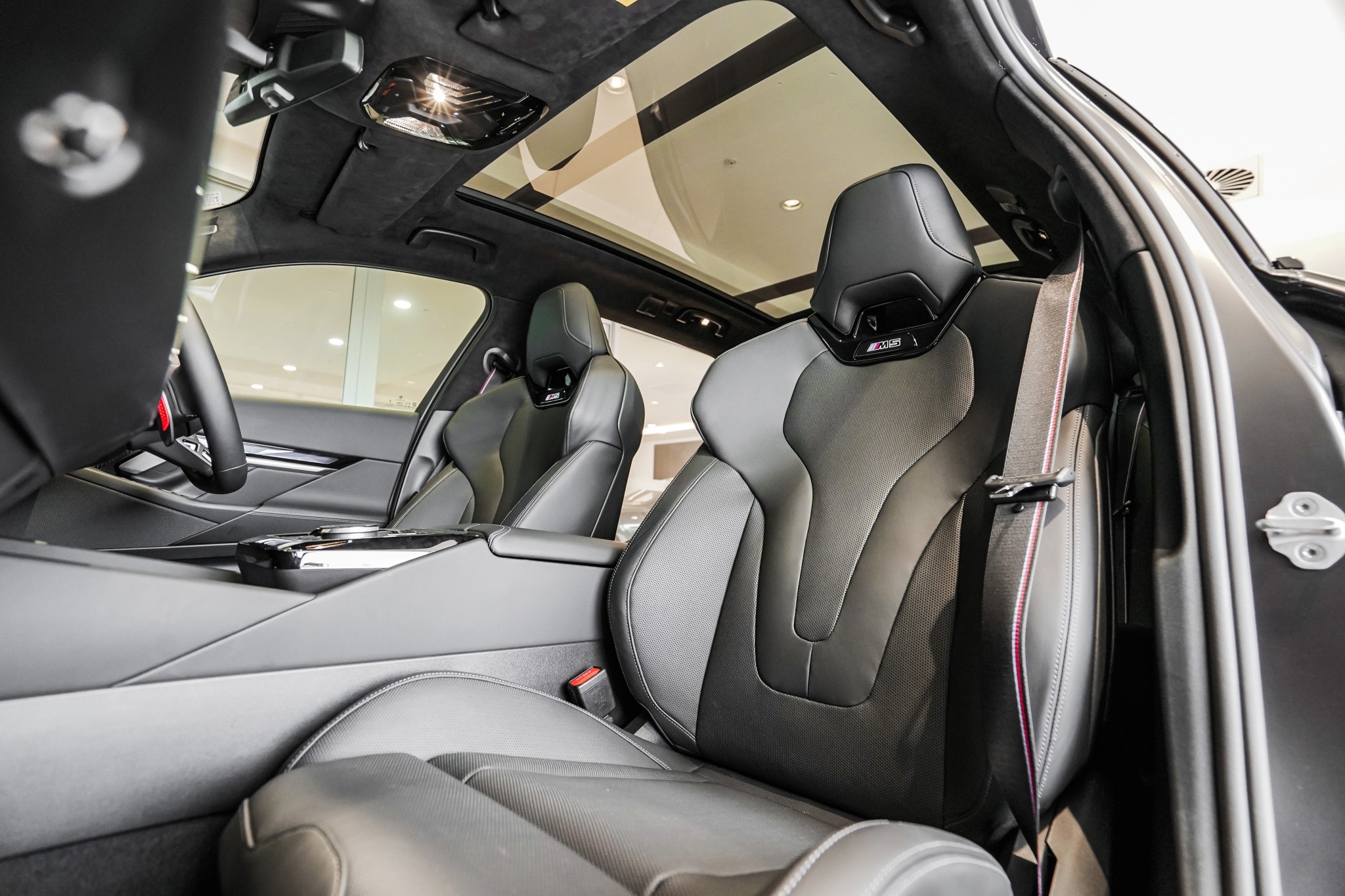 BMW M5 PHEV/4WD/8AT/SW