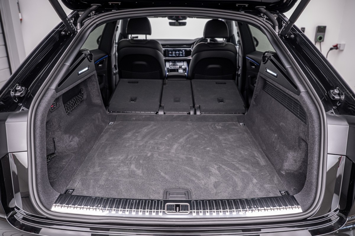 Audi Q8 55 TFSI QUATTRO TIPTRONIC