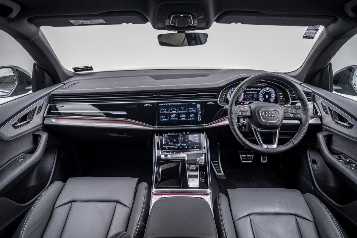 Audi Q8 55 TFSI QUATTRO TIPTRONIC