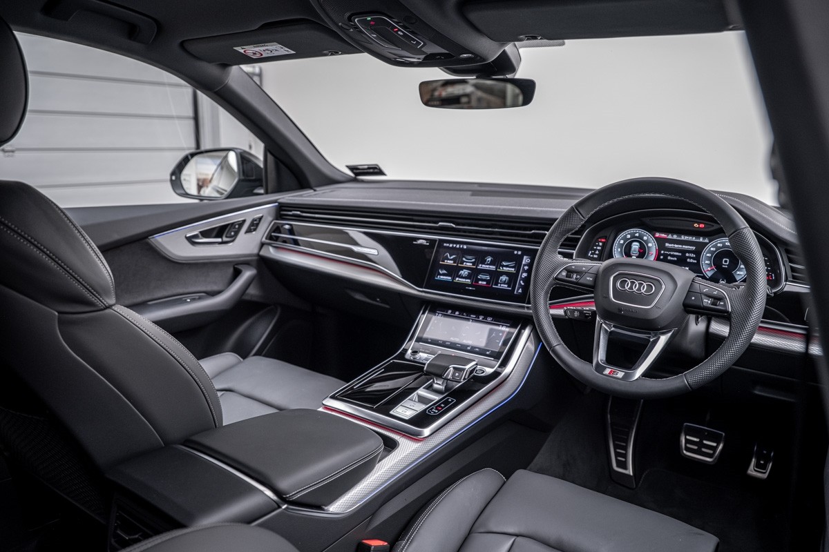 Audi Q8 55 TFSI QUATTRO TIPTRONIC