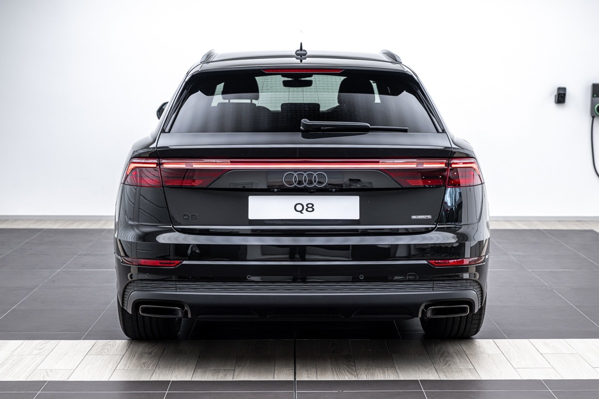Audi Q8 55 TFSI QUATTRO TIPTRONIC