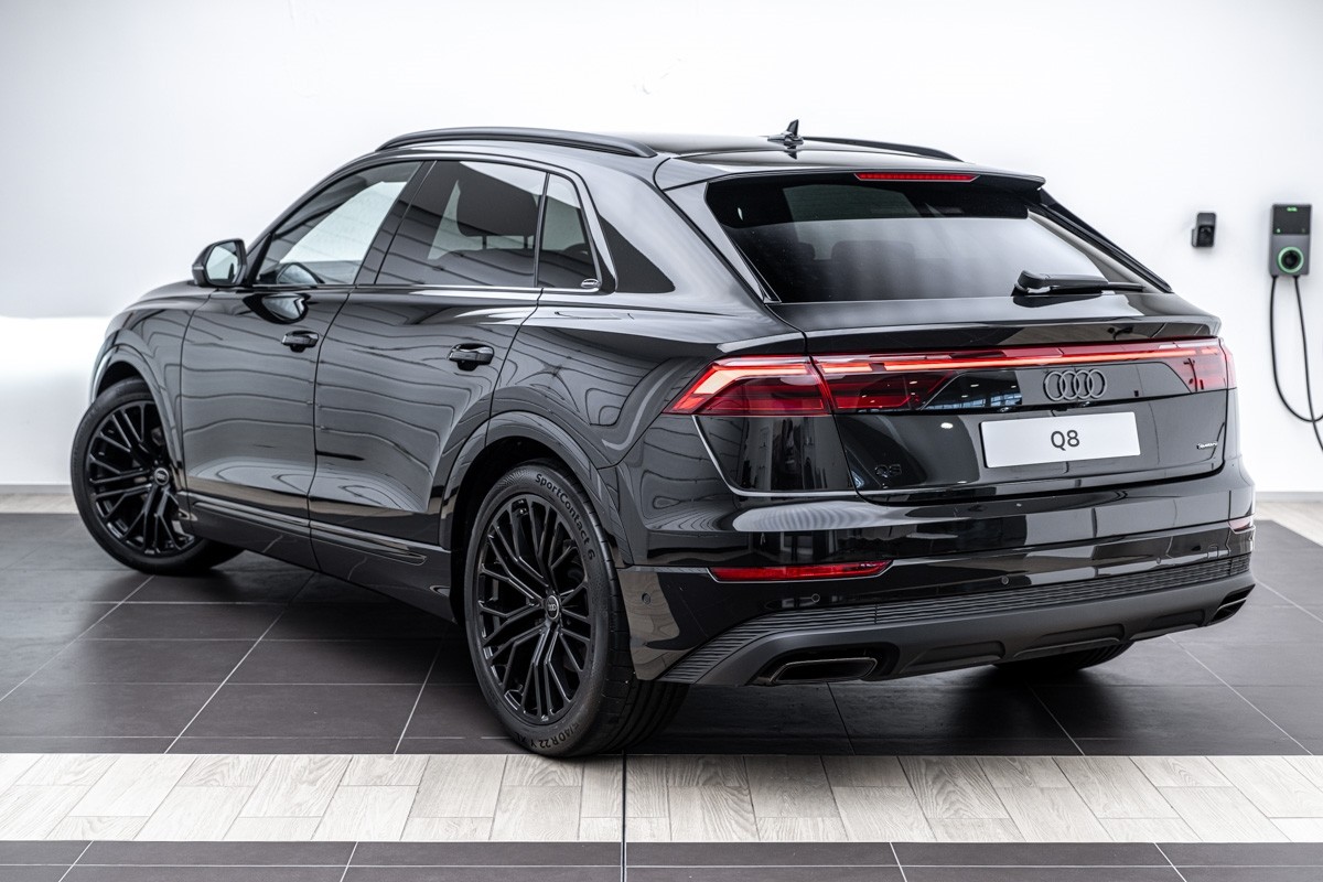 Audi Q8 55 TFSI QUATTRO TIPTRONIC
