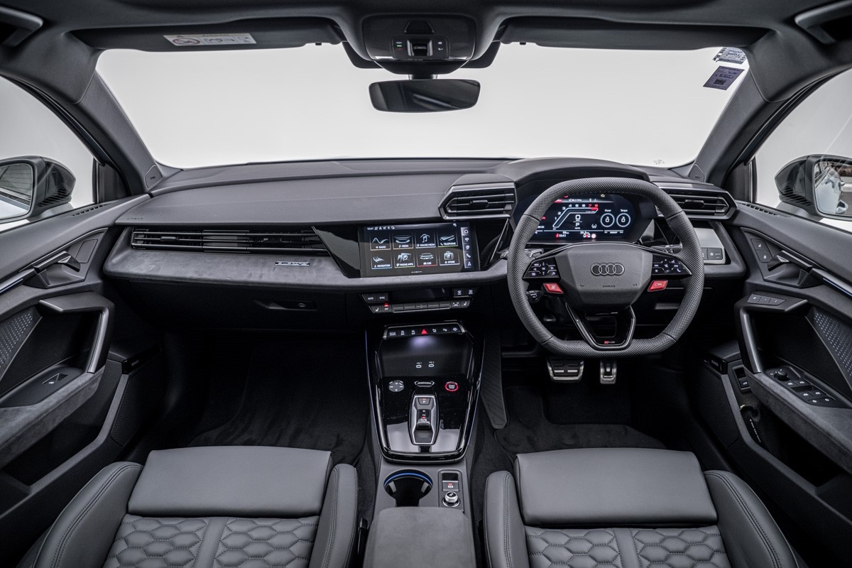 Audi RS3 SEDAN TFSI 294 KW