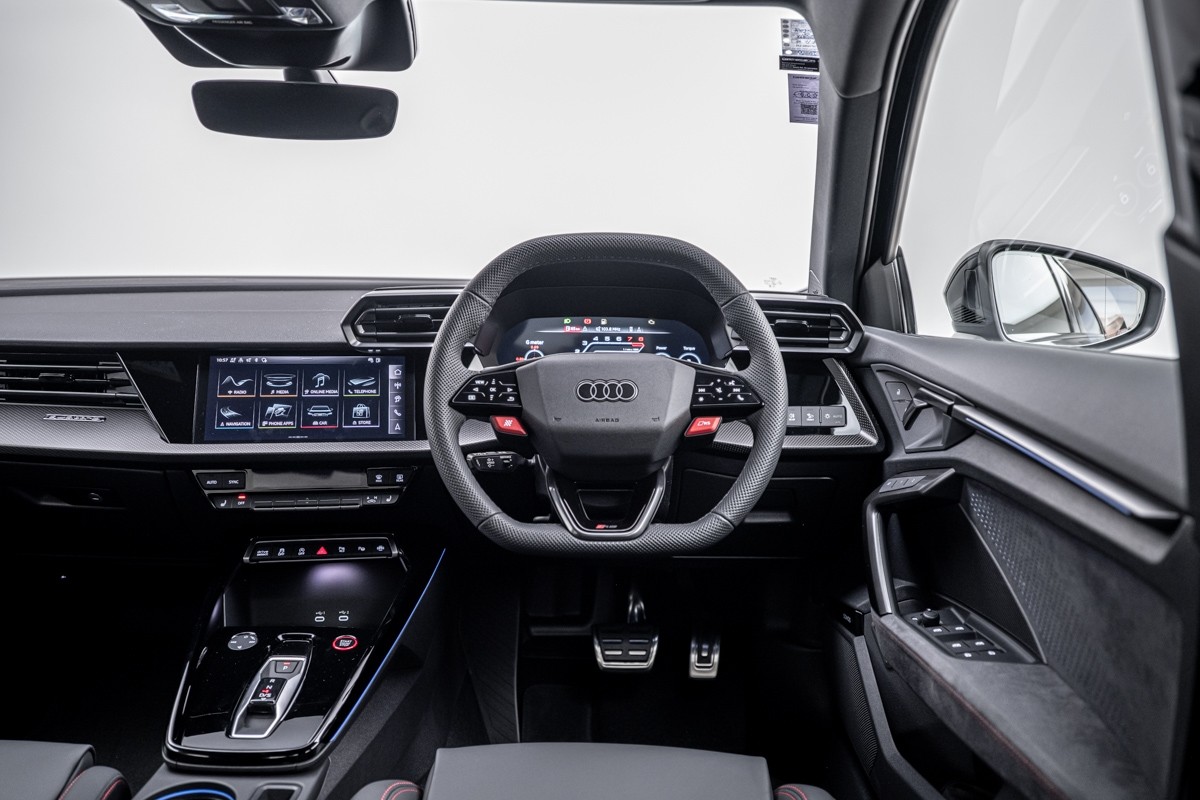 Audi RS3 SEDAN TFSI 294 KW