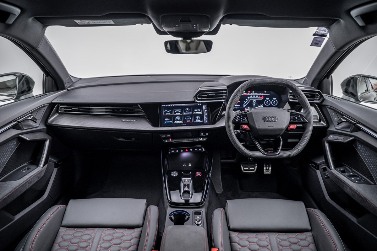 Audi RS3 SEDAN TFSI 294 KW