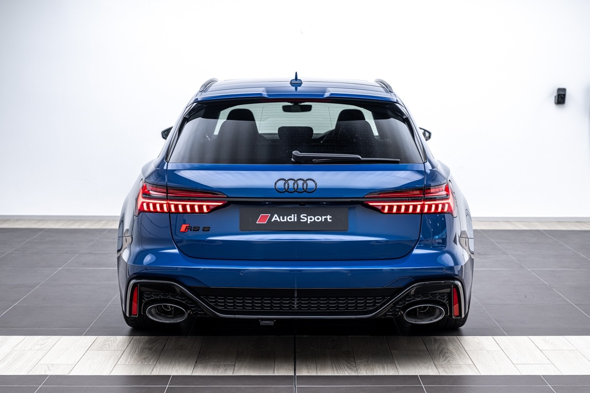 Audi RS6 AVANT PERFORMANCE