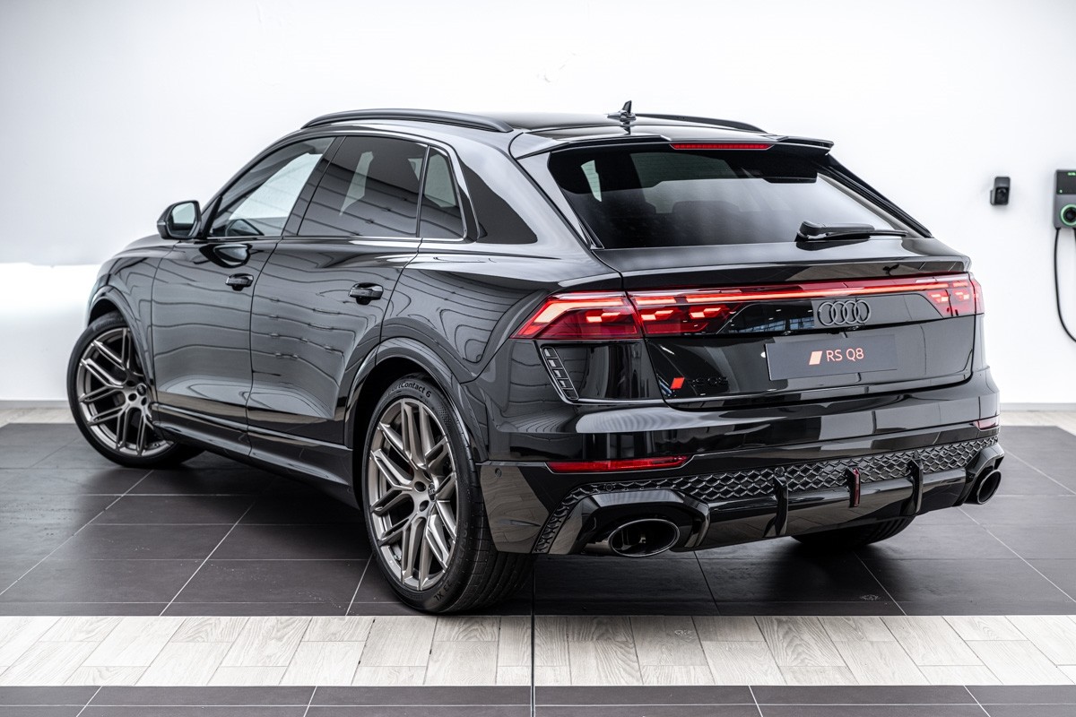 Audi RS Q8 SUV