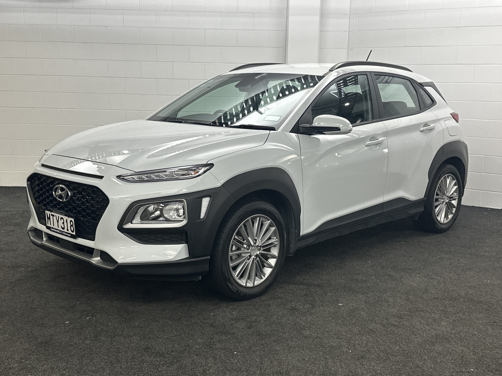 Hyundai Kona 2.0 2WD 2.0P/6AT
