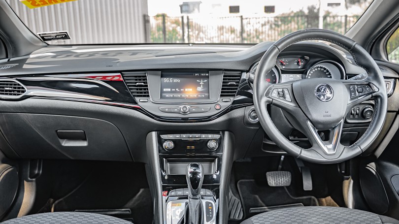2019 Holden Astra 10