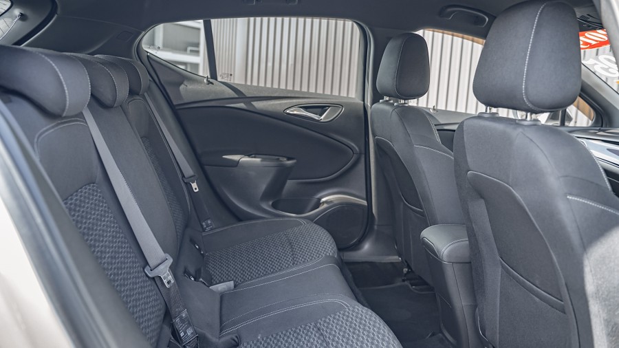 2019 Holden Astra 16