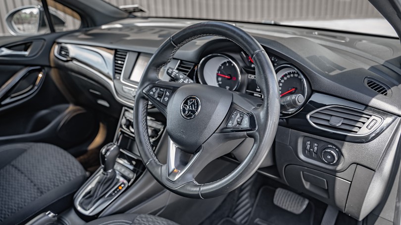 2019 Holden Astra 9