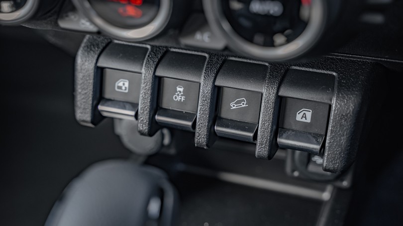 2026 Suzuki Jimny 16