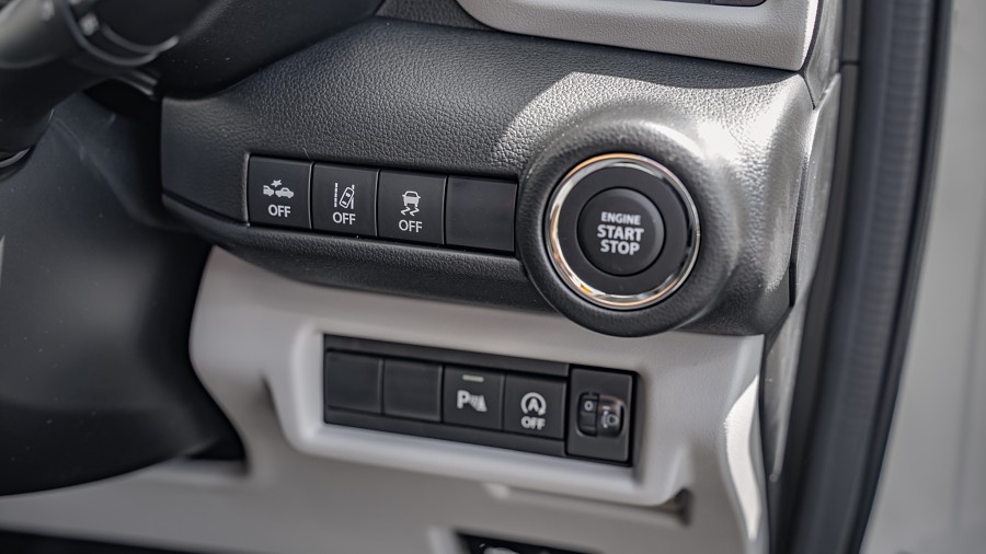 2025 Suzuki Swift 14