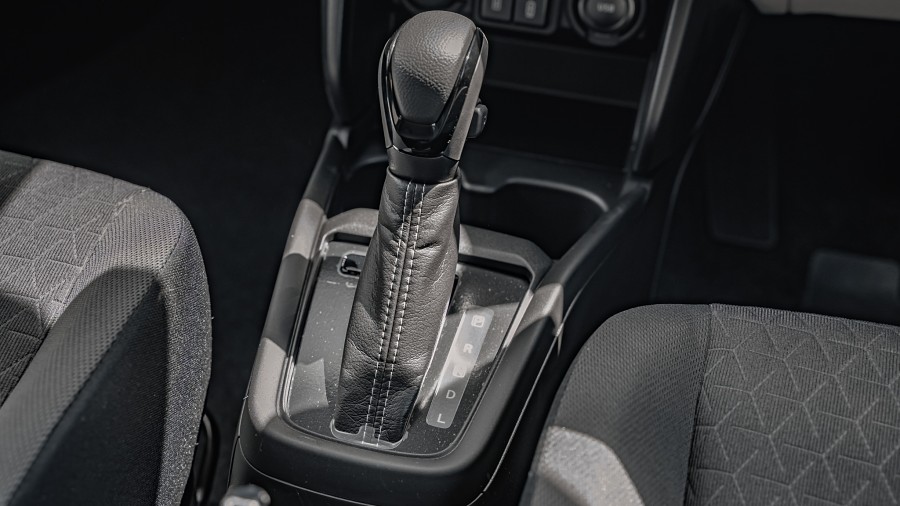 2025 Suzuki Swift 16