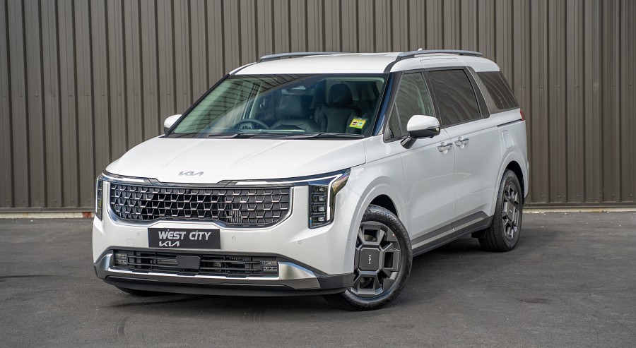 2026 Kia Carnival 1