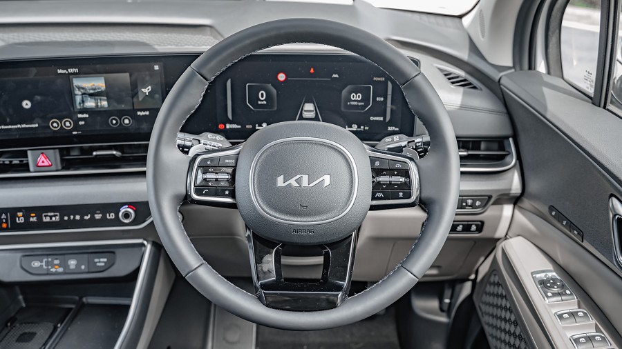 2026 Kia Carnival 11