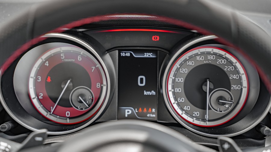 2025 Suzuki Swift 12