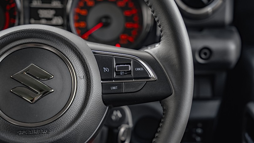 2025 Suzuki Jimny 14