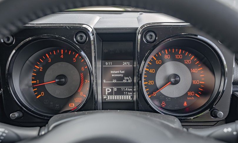 2025 Suzuki Jimny 12