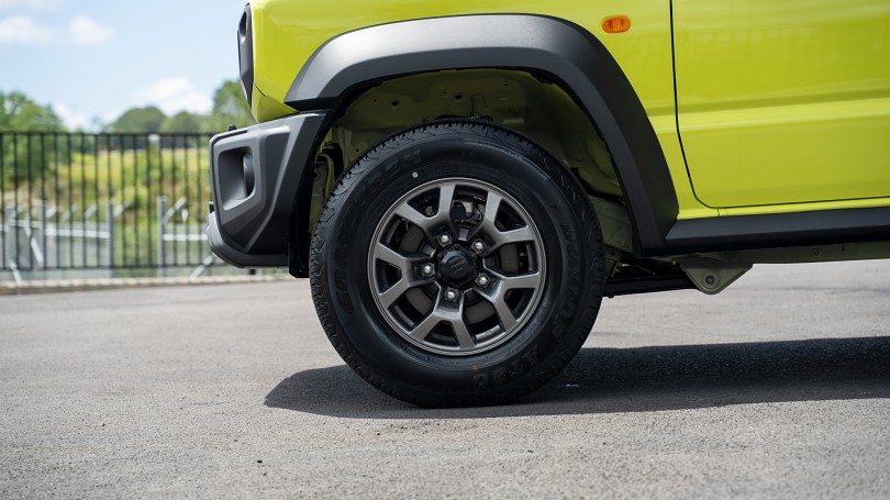 2025 Suzuki Jimny 6