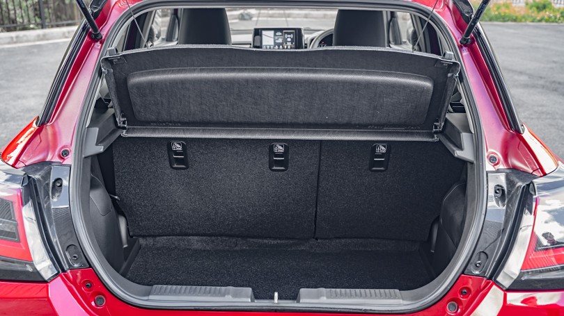 2025 Suzuki Swift 18