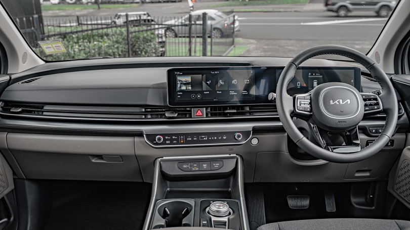 2025 Kia Carnival 10
