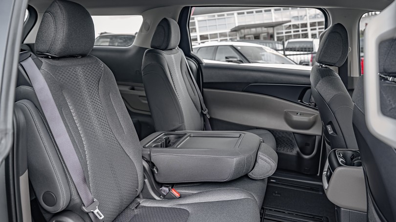 2025 Kia Carnival 18