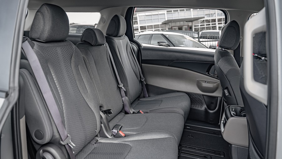 2025 Kia Carnival 17