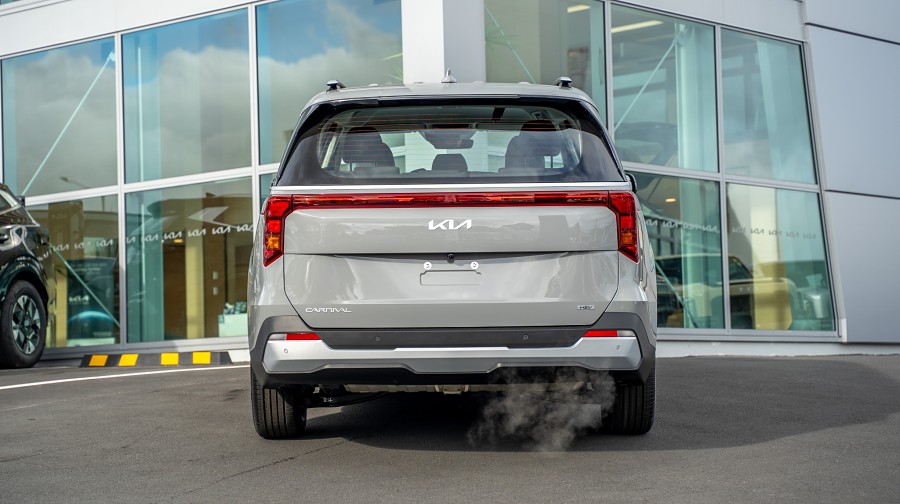 2025 Kia Carnival 4