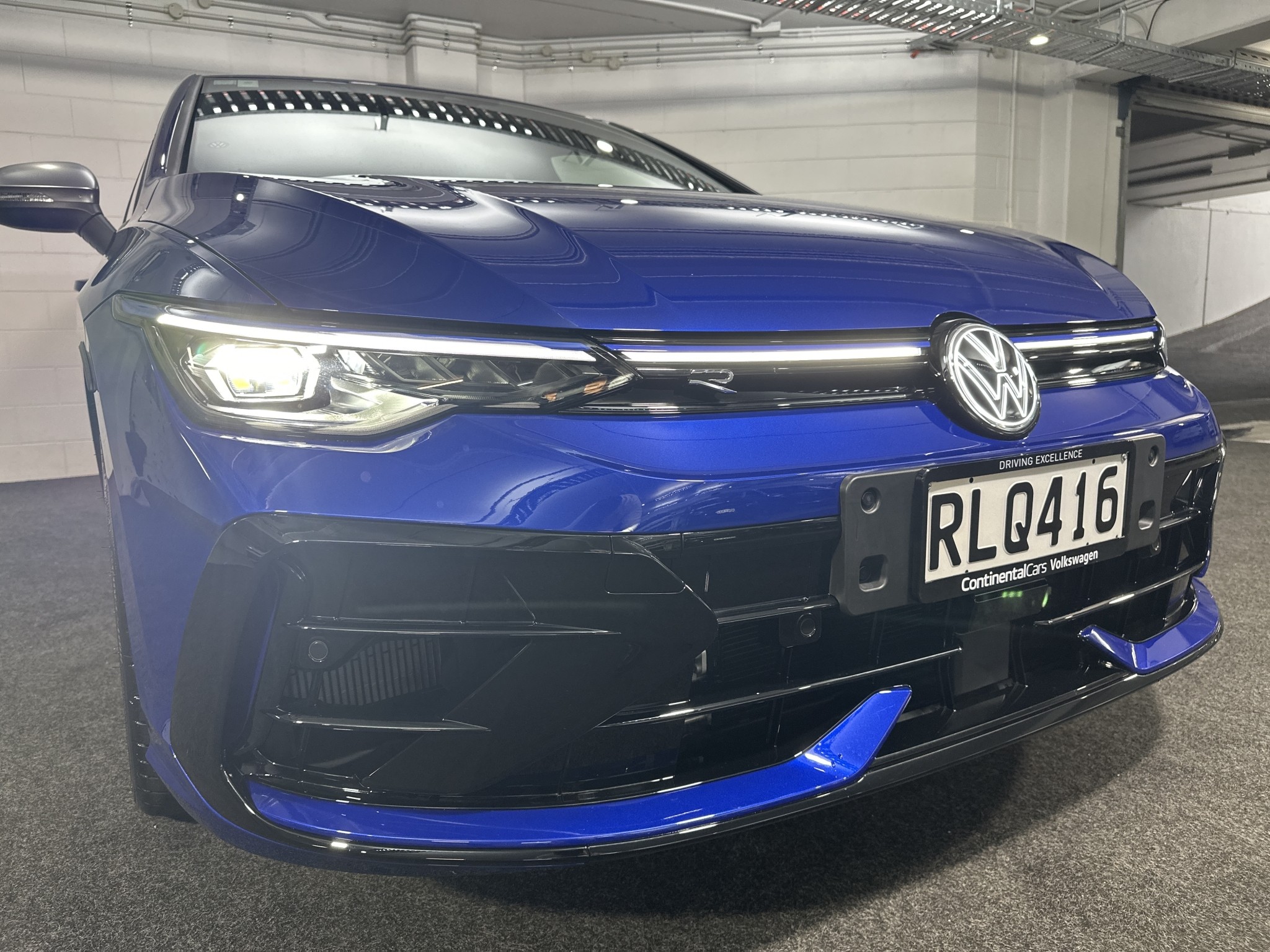Volkswagen Golf R 8.5