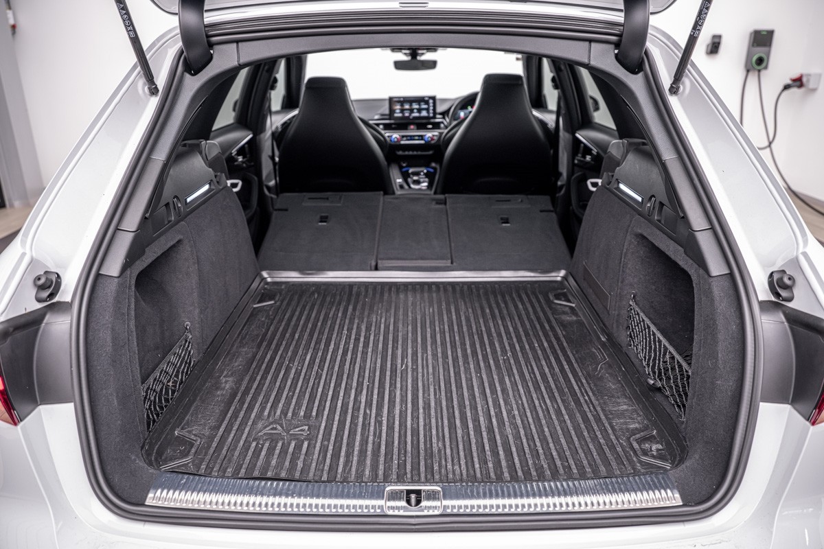 Audi RS4 Avant 331KW