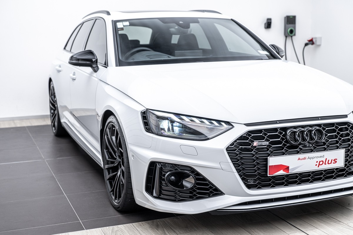 Audi RS4 Avant 331KW