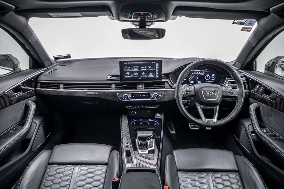 Audi RS4 Avant 331KW