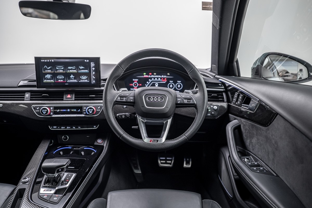 Audi RS4 Avant 331KW