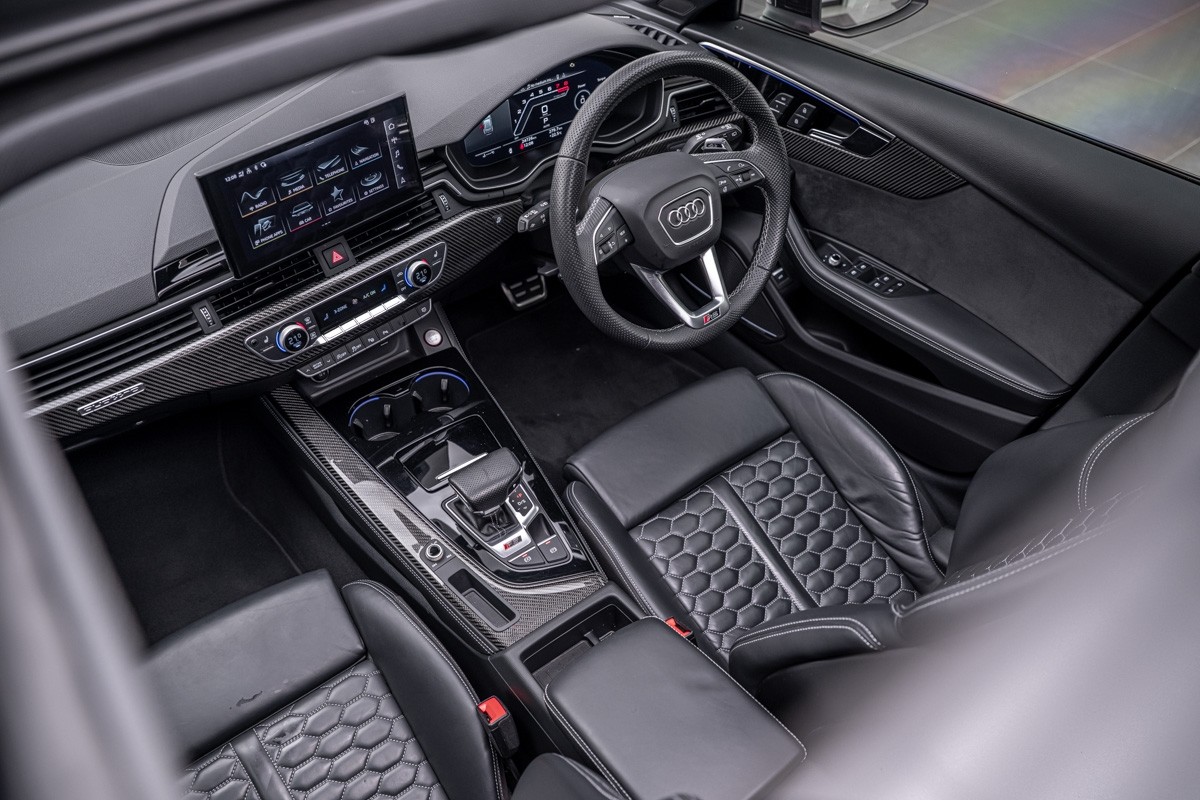 Audi RS4 Avant 331KW