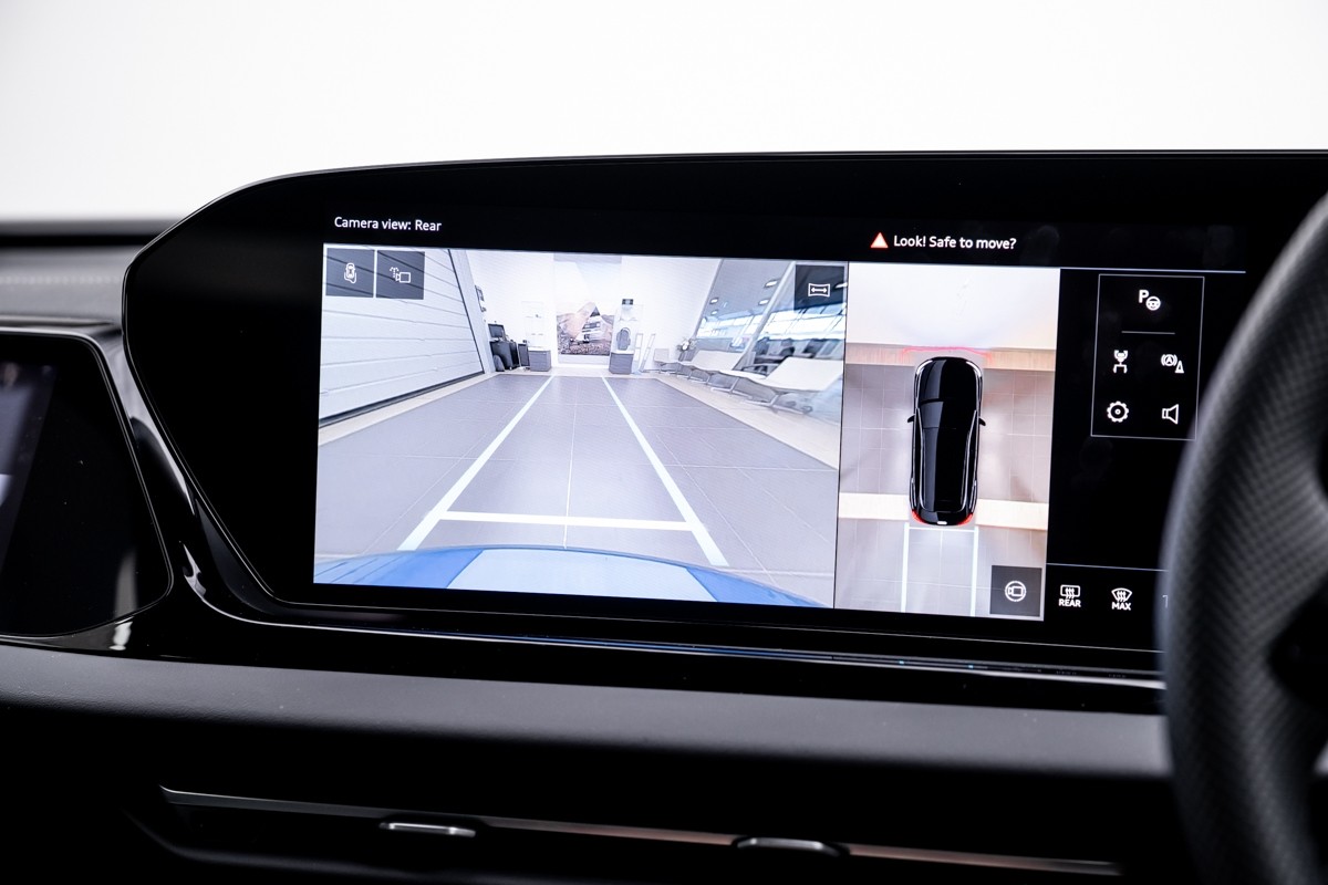 Audi A5 e-Hybrid Avant S line