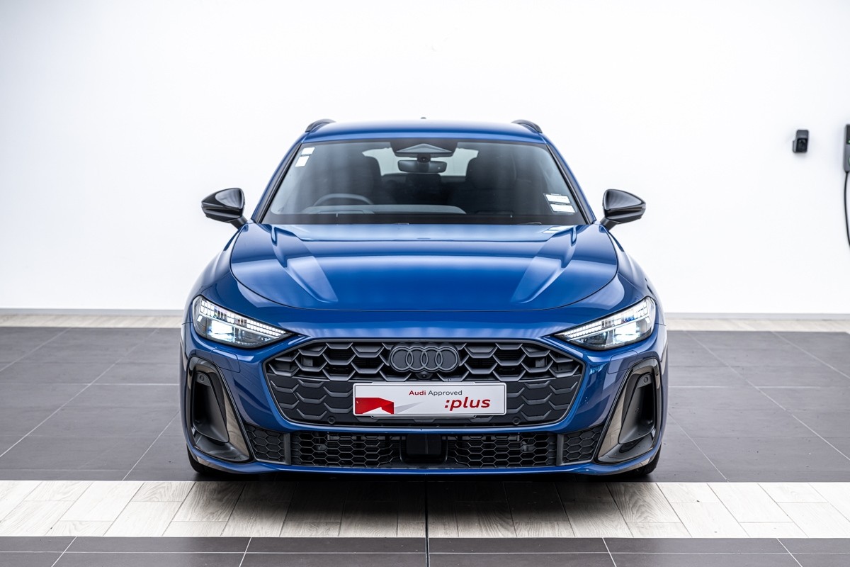 Audi A5 e-Hybrid Avant S line