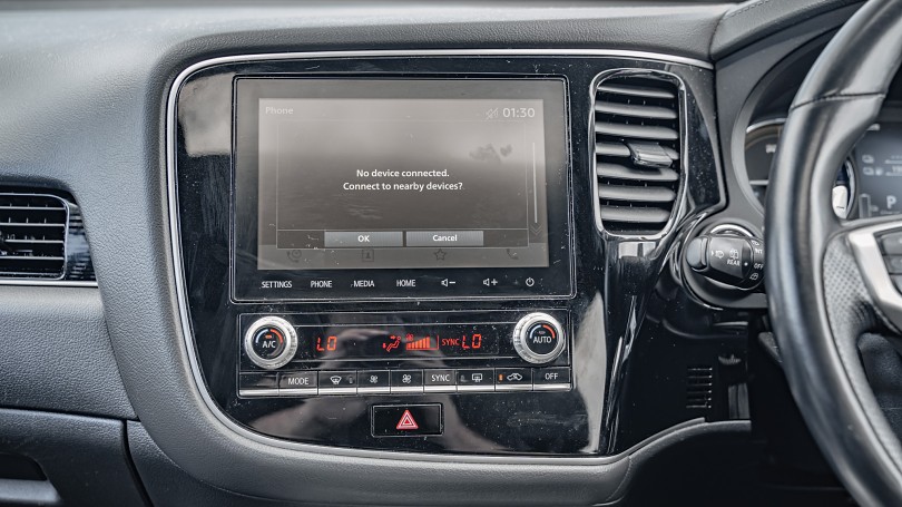 2021 Mitsubishi Outlander 15