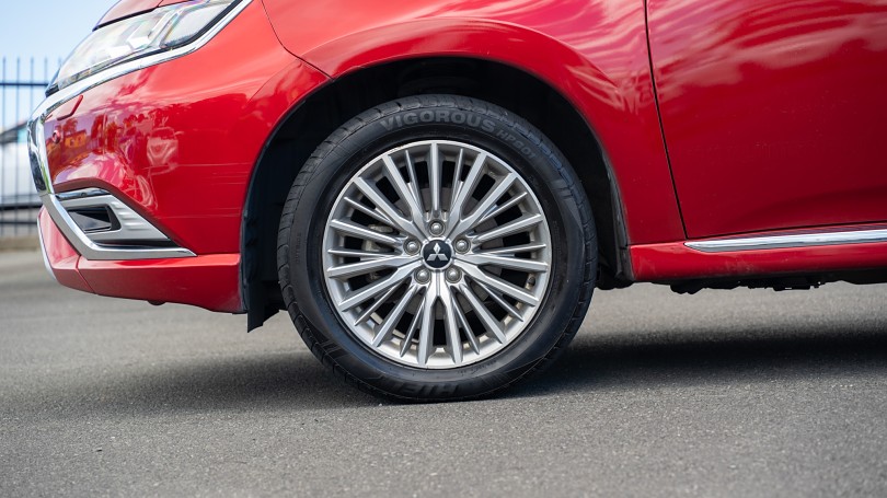 2021 Mitsubishi Outlander 6