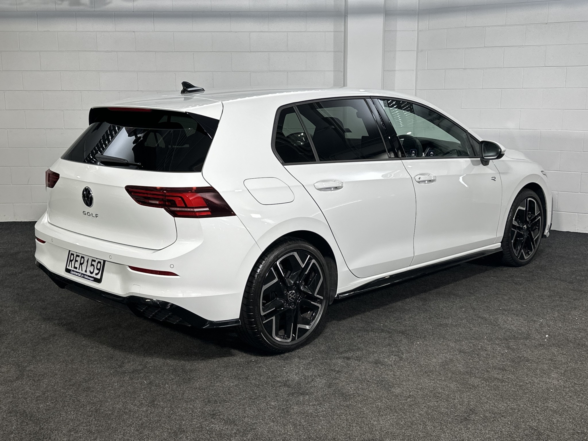 Volkswagen Golf 8.5 R-LINE